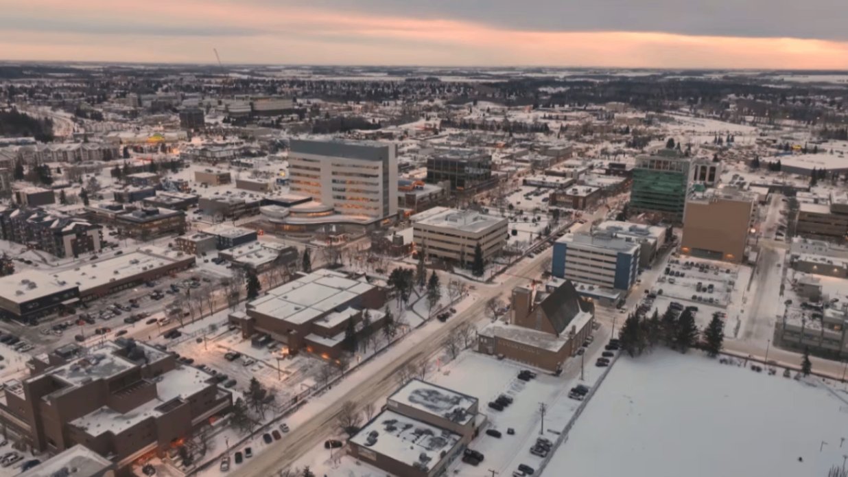 红鹿酒店发生枪击案嫌疑人已被警方拘捕 - 图片 1